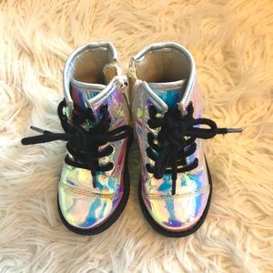 Toddler girls holographic boots